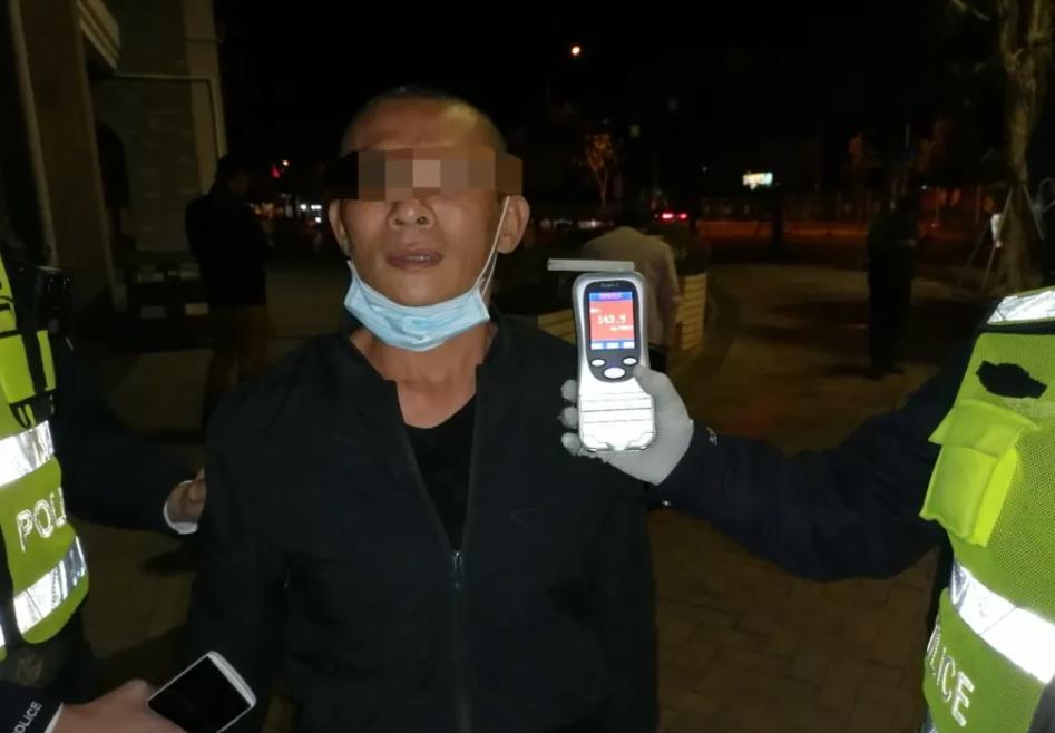 醉酒驾驶机动车 驾驶员吴某