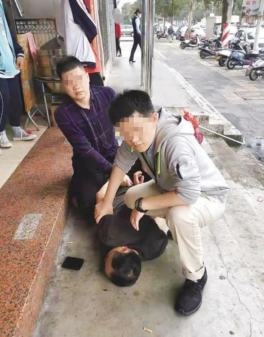 民警抓获嫌疑人李某强